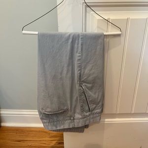 Slate & Stone flat front gray chino. Make an offer and I’ll ship in 24 hours.